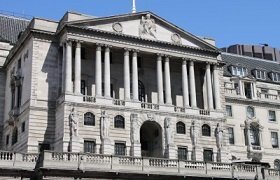 Bank of England hold interest rates at 0.5%